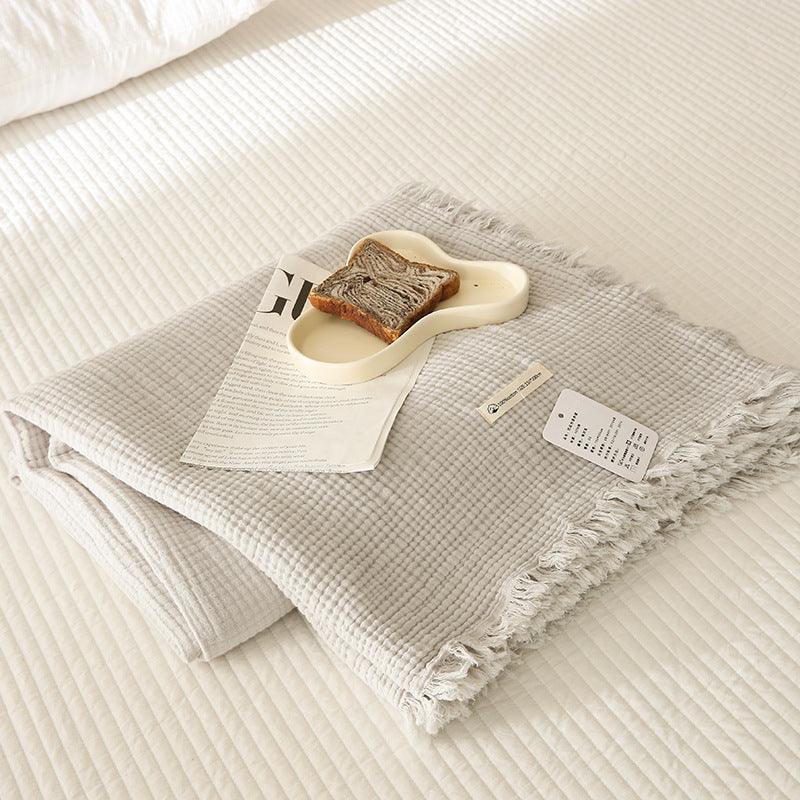 Gray Lightweight Simple Cotton Blanket, soft and breathable cotton fabric perfect for summer relaxation