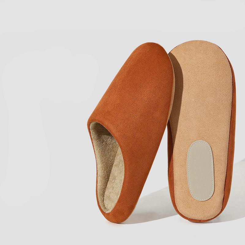 Japanese-Style Silent Indoor Scarlet Slippers for Women, quiet, cushioned, and breathable for a cozy indoor experience