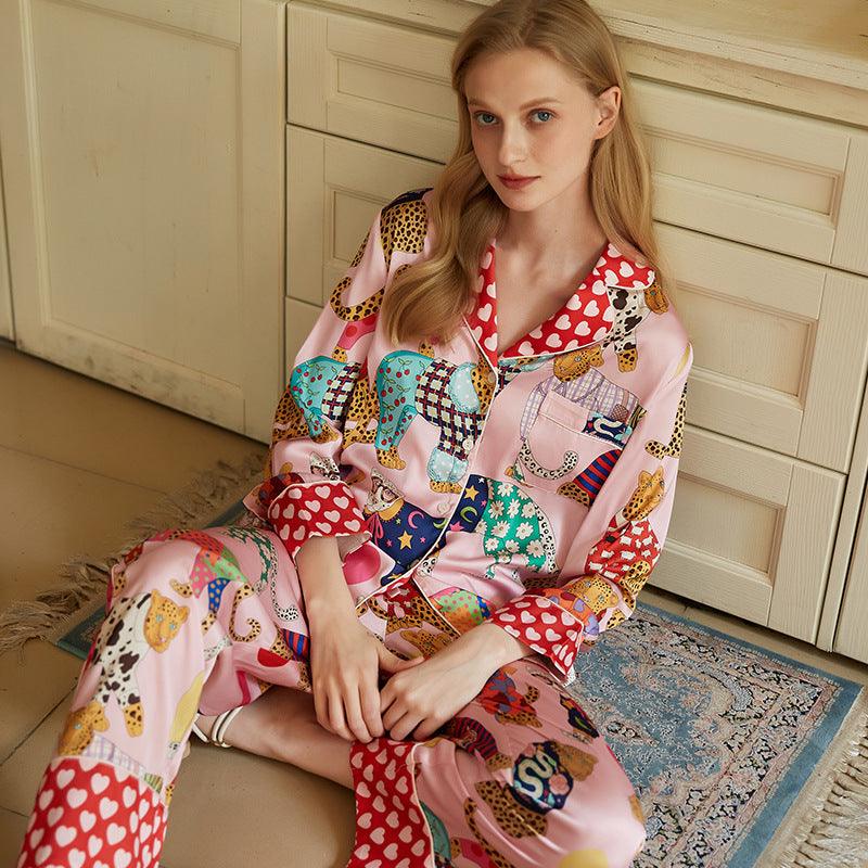 Spring & Fall Lightweight Floral Print Loungewear Set, offering comfort and style for cozy days at home