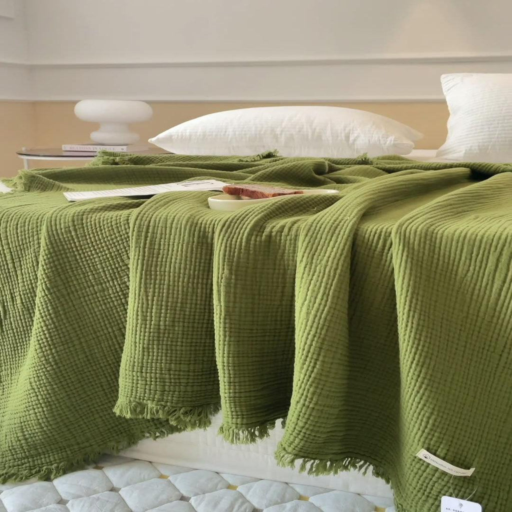 Green Summer Lightweight Simple Cotton Blanket, soft and breathable cotton fabric perfect for summer relaxation