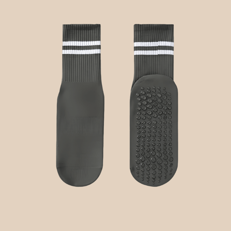 Women’s non-slip yoga socks with silicone grip sole, ideal for yoga, pilates, barre, and other indoor workouts.