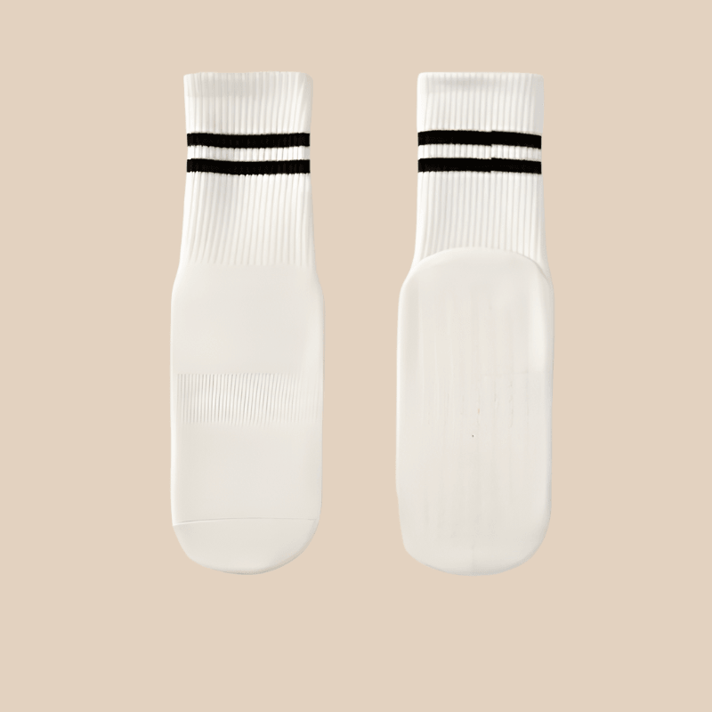 Women’s non-slip yoga socks with silicone grip sole, ideal for yoga, pilates, barre, and other indoor workouts.